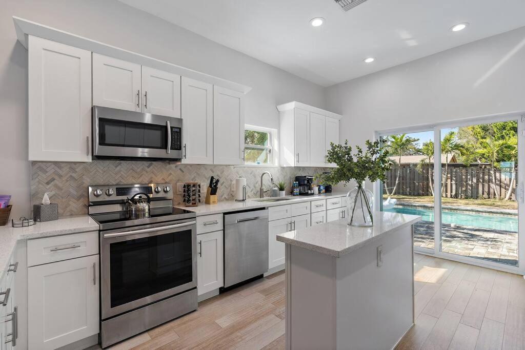 Florida Getaway With Backyard Pool Oasis Villa Sarasota Ngoại thất bức ảnh